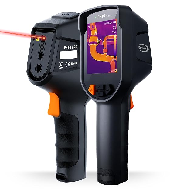Raythink EX10 Pro dual-lens thermal camera with its 2.8 inch display